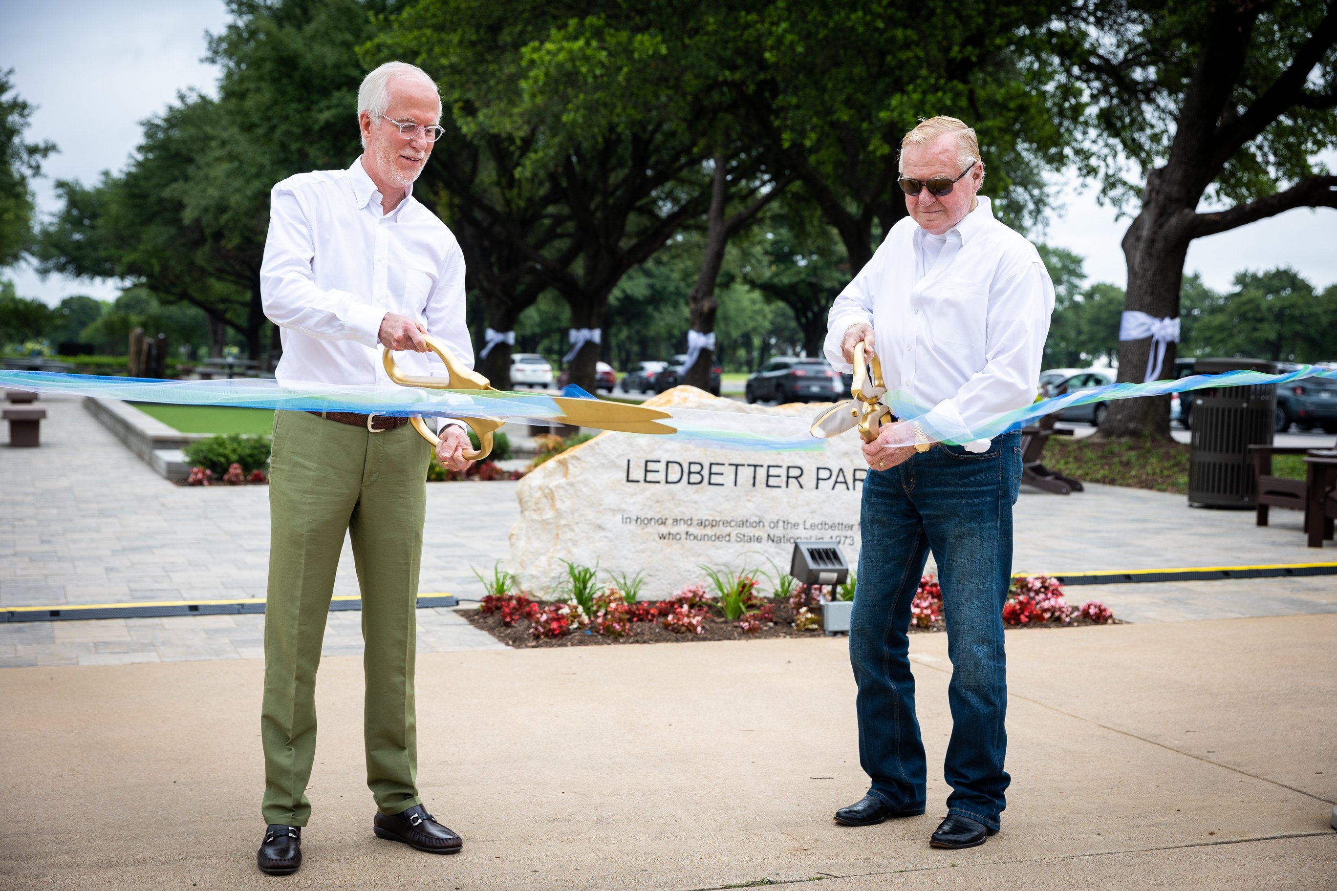 State National Dedicates Ledbetter Park in Honor of Company’s Founders